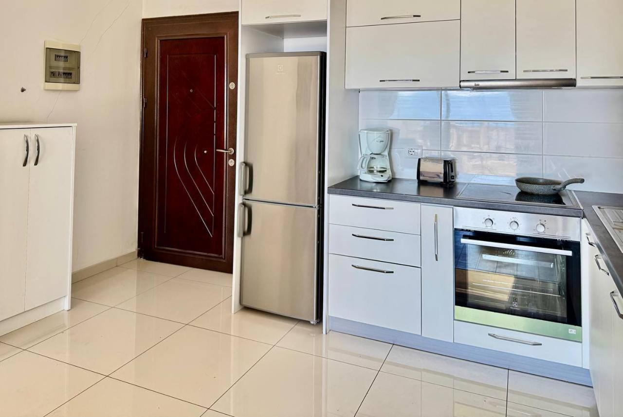 Morina Sea View Apartment Sarandë Exterior foto